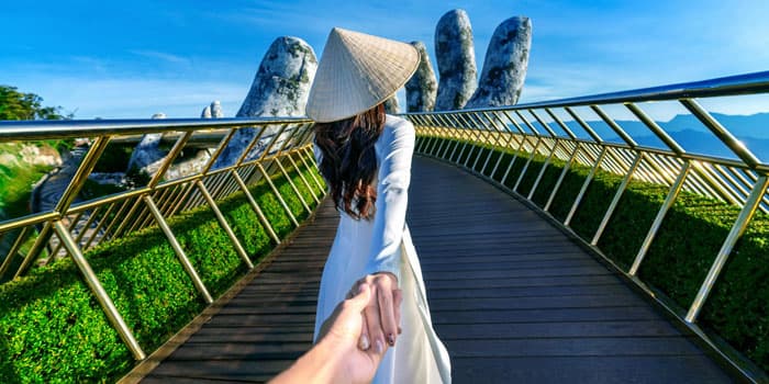 Couple at the Golden Bridge, Ba Na Hills